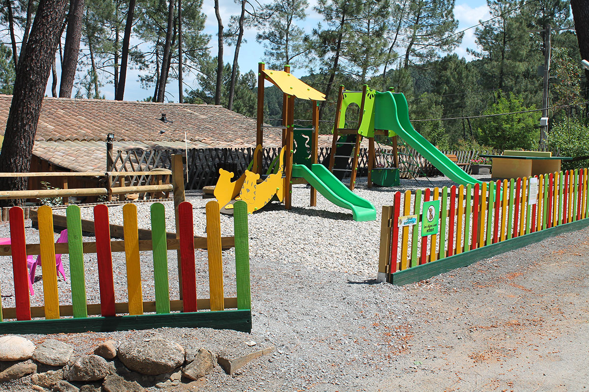 Bois Simonet Rhône-Alpen - Joyeuse visuel 6/23 Bois Simonet Rhône-Alpen - Joyeuse visuel 6/23