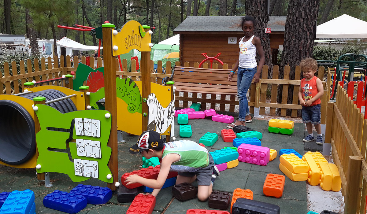 Bois Simonet Rhône-Alpen - Joyeuse visuel 3/23 Bois Simonet Rhône-Alpen - Joyeuse visuel 3/23