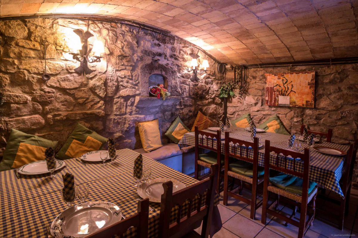 Cal Paradís Katalonien - salo visuel 2/3 Cal Paradís Katalonien - salo visuel 2/3