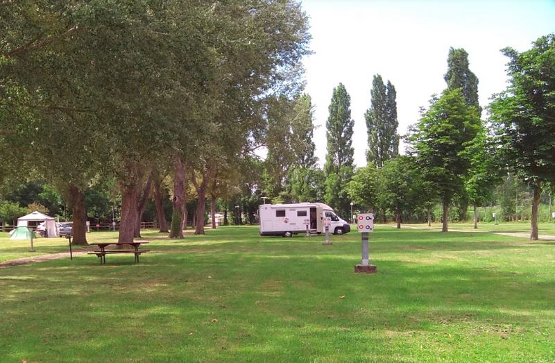 Camping Intercommumal De La Prairie Basse-Normandie - Le Mêle-sur-Sarthe visuel 1/2 Camping Intercommumal De La Prairie Basse-Normandie - Le Mêle-sur-Sarthe visuel 1/2