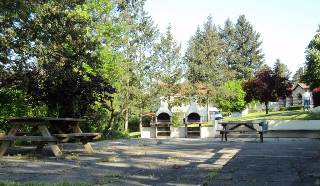 Camping de l'Orangerie Rhône-Alpen - Boën-sur-Lignon visuel 4/4