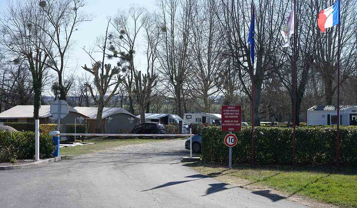 Camping des Nières Auvergne - Ébreuil visuel 3/5 Camping des Nières Auvergne - Ébreuil visuel 3/5