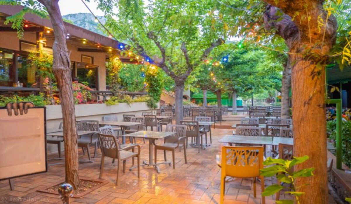 Castell Montgri Costa Brava - Estartit visuel 6/12 Castell Montgri Costa Brava - Estartit visuel 6/12