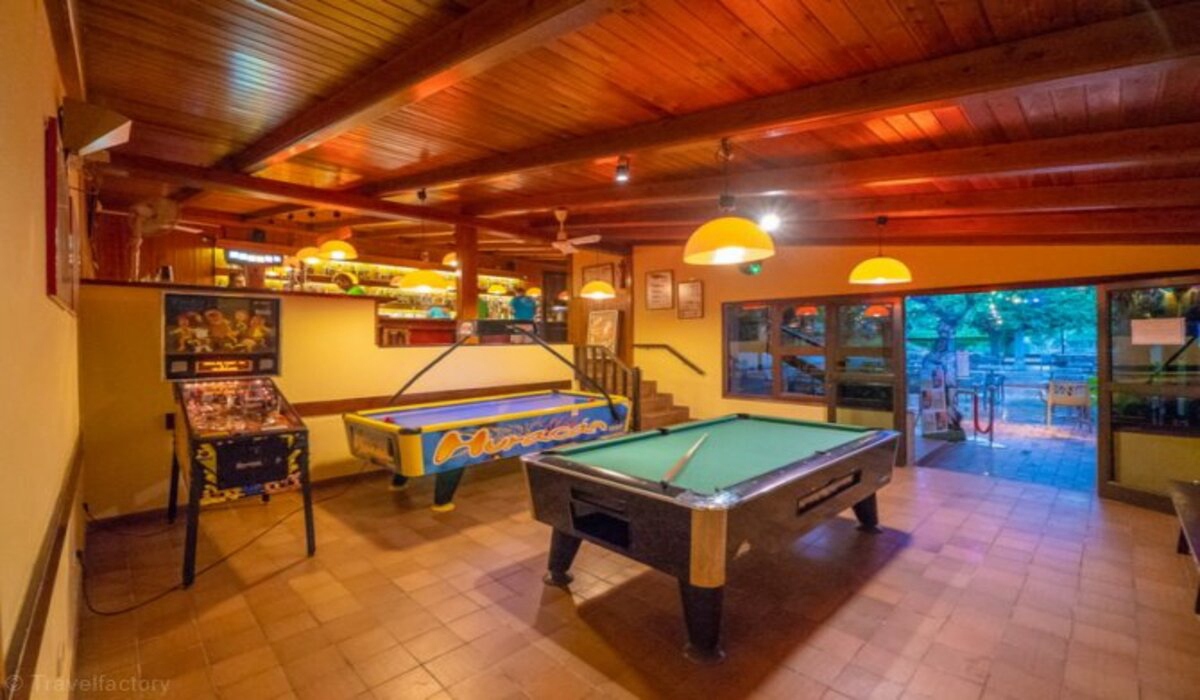 Castell Montgri Costa Brava - Estartit visuel 8/12 Castell Montgri Costa Brava - Estartit visuel 8/12