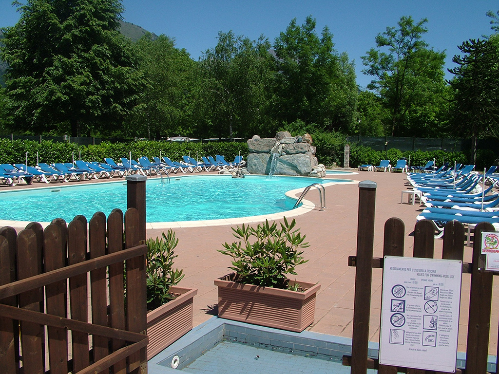 Darna Lombardei - Porlezza visuel 3/4 Darna Lombardei - Porlezza visuel 3/4