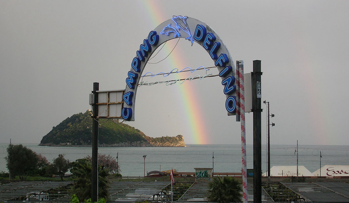 Delfino Ligurien - Albenga visuel 1/2 Delfino Ligurien - Albenga visuel 1/2