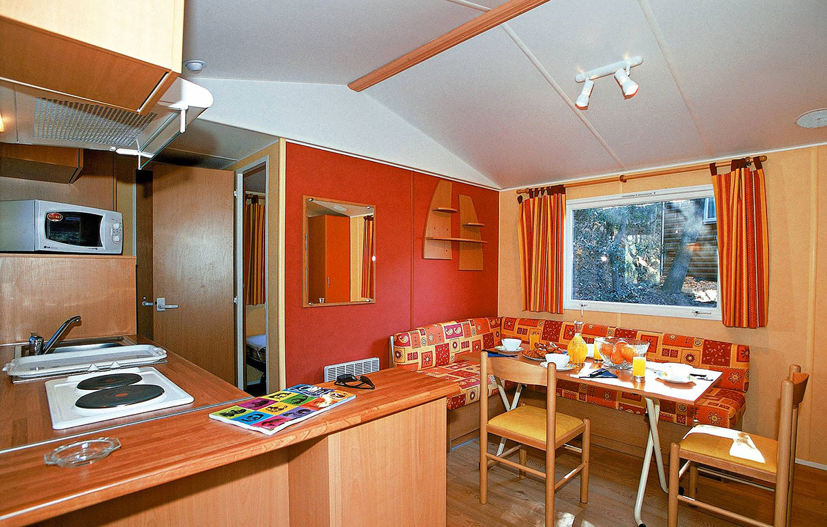 Domaine Résidentiel de plein-air La Forêt de Janas Provence-Alpes-Côte d'Azur - La Seyne-sur-Mer visuel 2/17 Domaine Résidentiel de plein-air La Forêt de Janas Provence-Alpes-Côte d'Azur - La Seyne-sur-Mer visuel 2/17