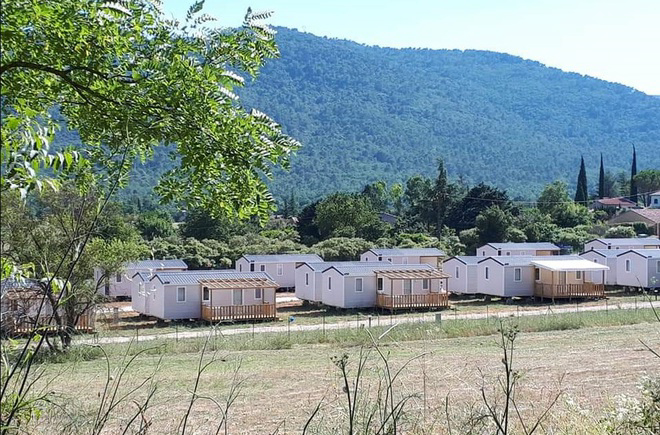 Domaine de La Roudelière Provence-Alpes-Côte d'Azur - Signes visuel 7/9 Domaine de La Roudelière Provence-Alpes-Côte d'Azur - Signes visuel 7/9