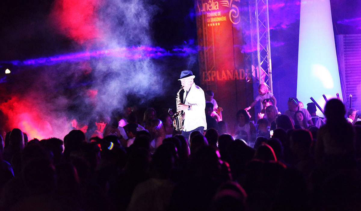 Domaine de la Dragonnière Languedoc-Roussillon - Vias visuel 17/50 Domaine de la Dragonnière Languedoc-Roussillon - Vias visuel 17/50