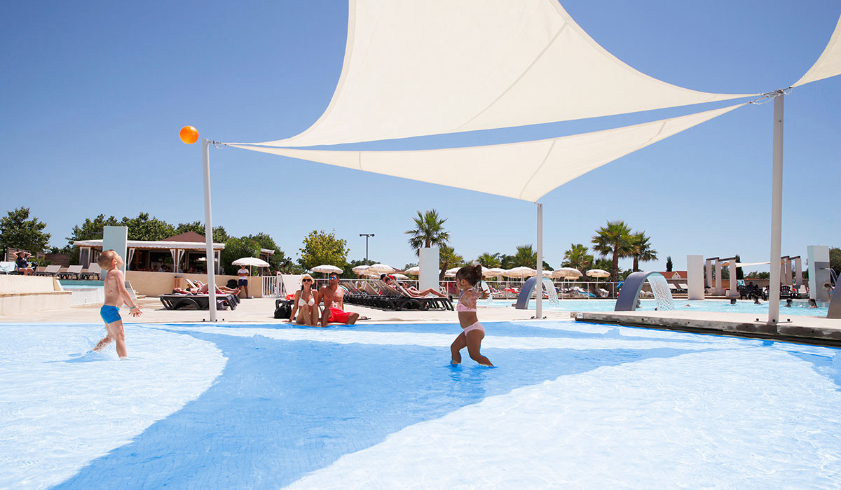 Domaine de la Dragonnière Languedoc-Roussillon - Vias visuel 25/50 Domaine de la Dragonnière Languedoc-Roussillon - Vias visuel 25/50