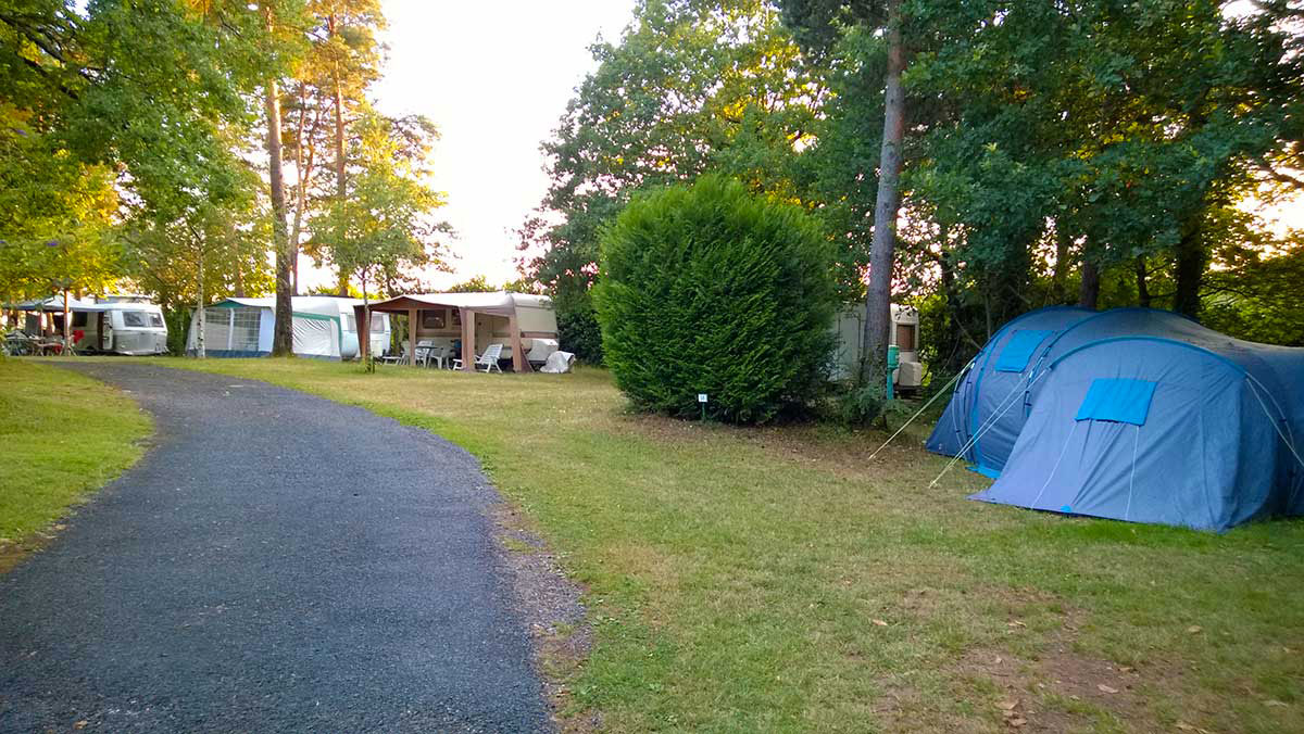 Domaine du Coq Rouge Domaine Naturiste - Limousin - Collonges la Rouge visuel 4/9