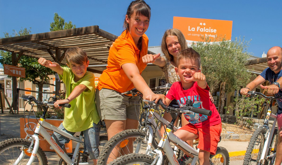 Falaise Narbonne Plage Languedoc-Roussillon - Narbonne-Plage visuel 13/17 Falaise Narbonne Plage Languedoc-Roussillon - Narbonne-Plage visuel 13/17