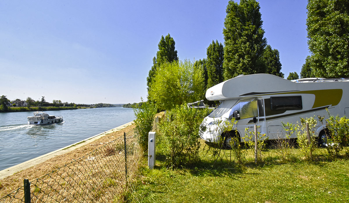 International de Maisons-Laffitte Ile de France - Maisons-Laffitte visuel 23/25 International de Maisons-Laffitte Ile de France - Maisons-Laffitte visuel 23/25