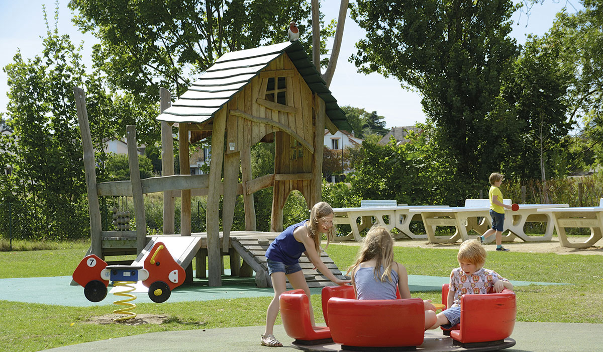 International de Maisons-Laffitte Ile de France - Maisons-Laffitte visuel 11/25 International de Maisons-Laffitte Ile de France - Maisons-Laffitte visuel 11/25