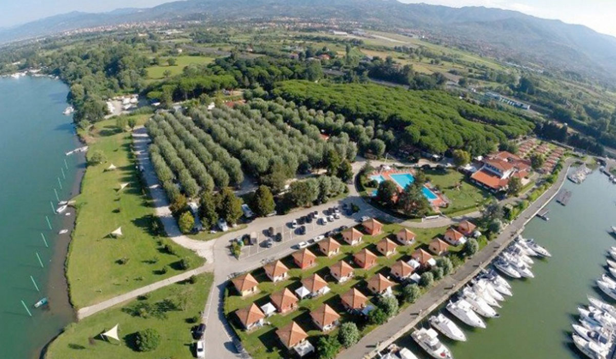 Iron Gate-Marina 3B Ligurien - Sarzana visuel 1/1 Iron Gate-Marina 3B Ligurien - Sarzana visuel 1/1