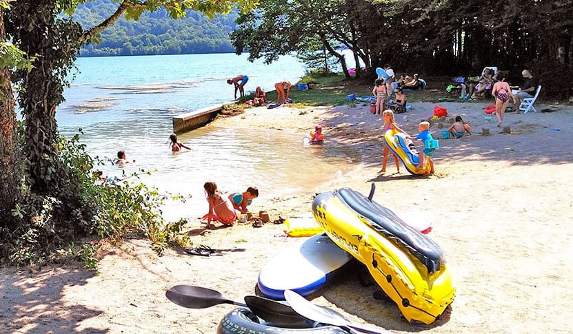 La Presqu'île du Jura Rhône-Alpen - Chancia visuel 3/3 La Presqu'île du Jura Rhône-Alpen - Chancia visuel 3/3