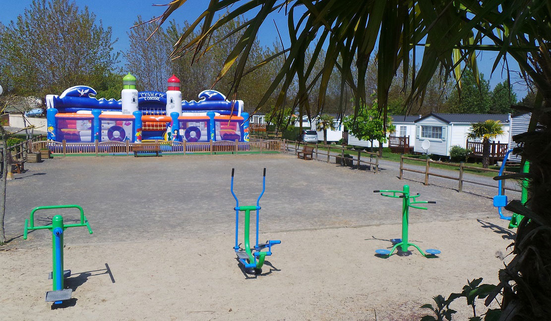 La Route Blanche Basse-Normandie - Bréville-sur-Mer visuel 17/23 La Route Blanche Basse-Normandie - Bréville-sur-Mer visuel 17/23