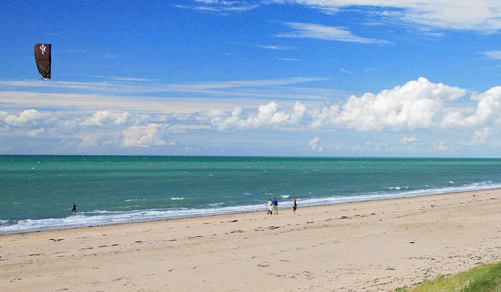 La Route Blanche Basse-Normandie - Bréville-sur-Mer visuel 7/23 La Route Blanche Basse-Normandie - Bréville-sur-Mer visuel 7/23