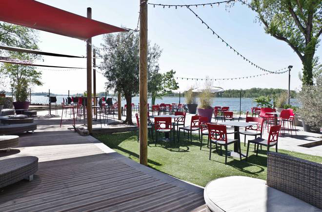 Le Grand Large Rhône-Alpen - Meyzieu visuel 1/1 Le Grand Large Rhône-Alpen - Meyzieu visuel 1/1