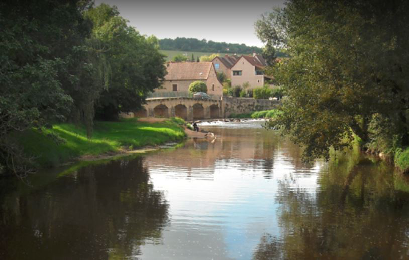 Le Gue Burgunder - Savigny-sur-Grosne visuel 1/1 Le Gue Burgunder - Savigny-sur-Grosne visuel 1/1