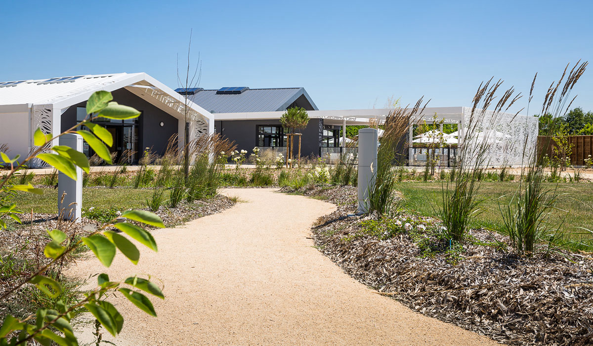 Le Pin Parasol Das Loire-Gebiet - La Chapelle Hermier visuel 27/33 Le Pin Parasol Das Loire-Gebiet - La Chapelle Hermier visuel 27/33