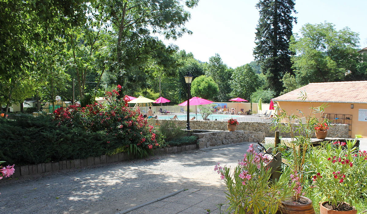 Camping de Retourtour Rhône-Alpen - Lamastre visuel 5/5 Camping de Retourtour Rhône-Alpen - Lamastre visuel 5/5