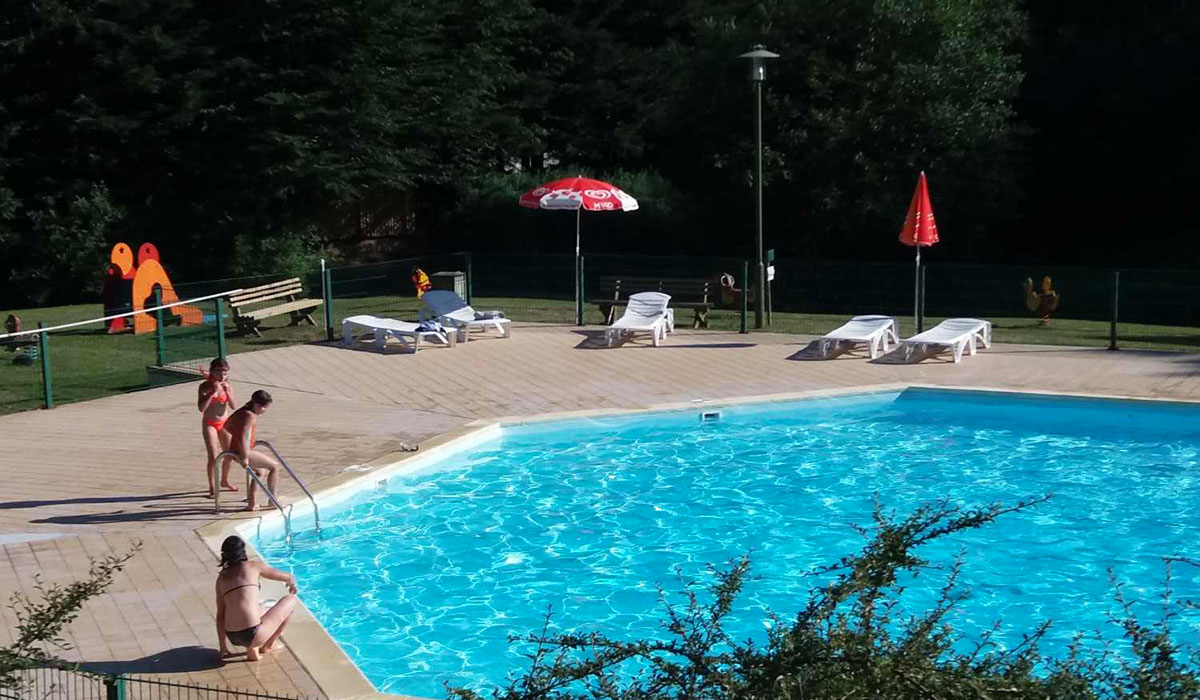 Les Aurandeix Auvergne - Tauves visuel 12/12 Les Aurandeix Auvergne - Tauves visuel 12/12