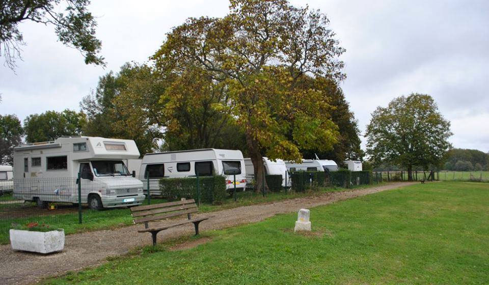 Les Herlequins Burgunder - Saint-Jean-de-Losne visuel 2/4