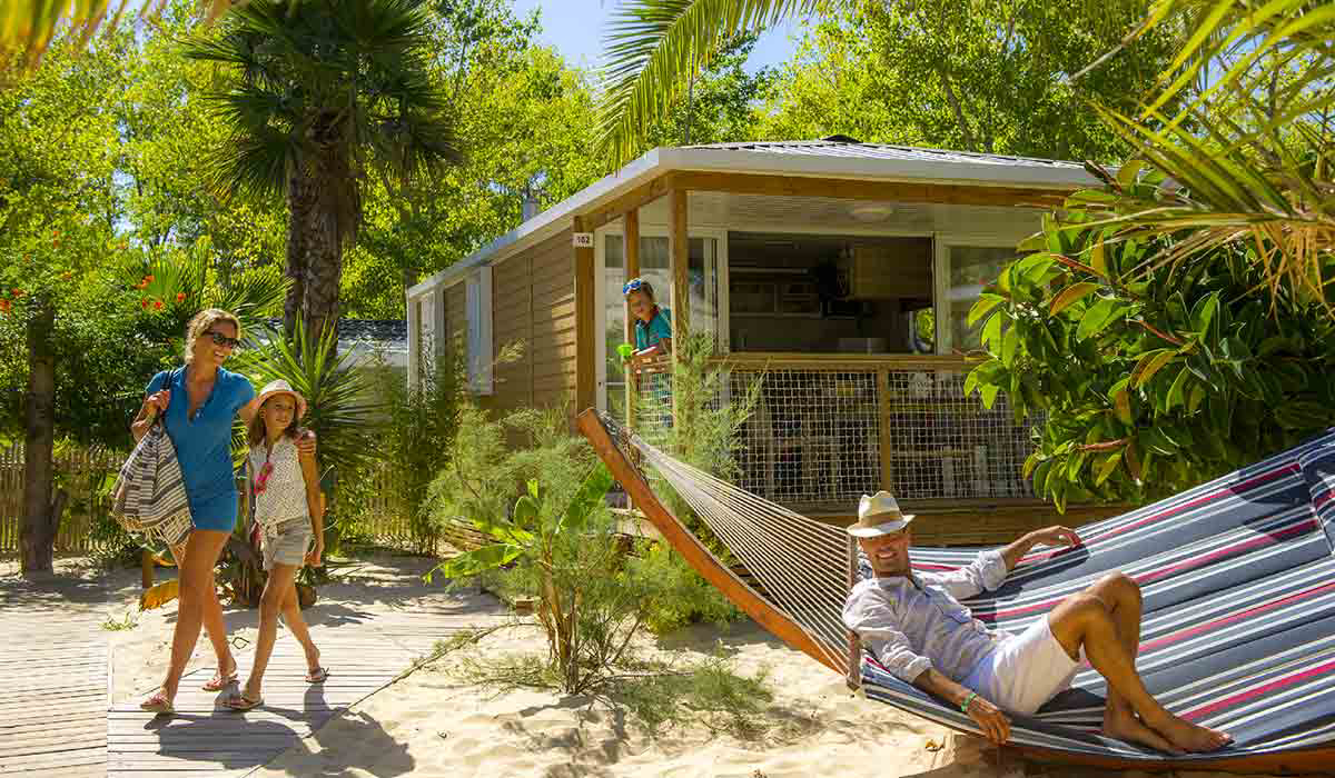 Les Vagues Languedoc-Roussillon - Vendres visuel 9/25 Les Vagues Languedoc-Roussillon - Vendres visuel 9/25