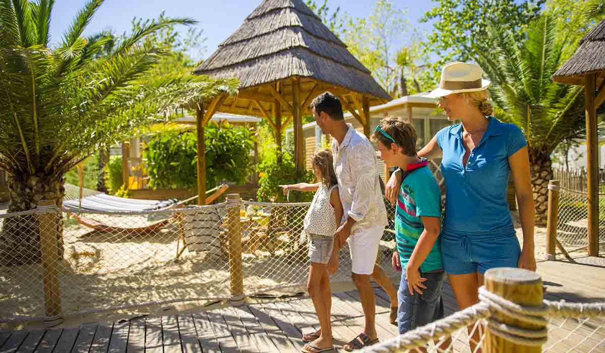 Les Vagues Languedoc-Roussillon - Vendres visuel 8/25 Les Vagues Languedoc-Roussillon - Vendres visuel 8/25