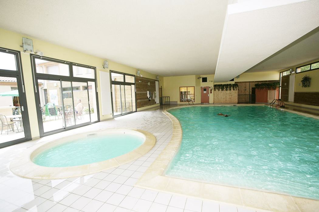 Marina Holyder Champagner-Ardennen - Giffaumont Champaubert visuel 1/1 Marina Holyder Champagner-Ardennen - Giffaumont Champaubert visuel 1/1