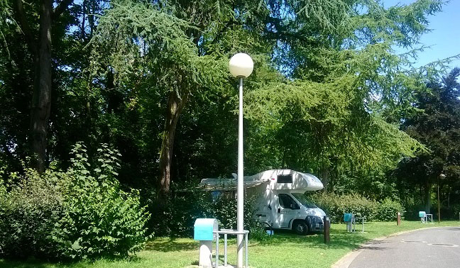 Robinson Großes Zentrum - Bourges visuel 15/17 Robinson Großes Zentrum - Bourges visuel 15/17