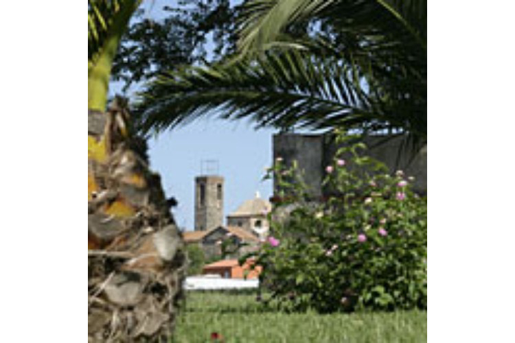 Vell Emporda Katalonien - Garriguella visuel 3/4 Vell Emporda Katalonien - Garriguella visuel 3/4