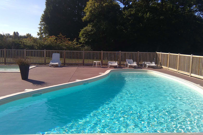 Village Flottant de Pressac Poitou-Charentes - Pressac visuel 4/4 Village Flottant de Pressac Poitou-Charentes - Pressac visuel 4/4