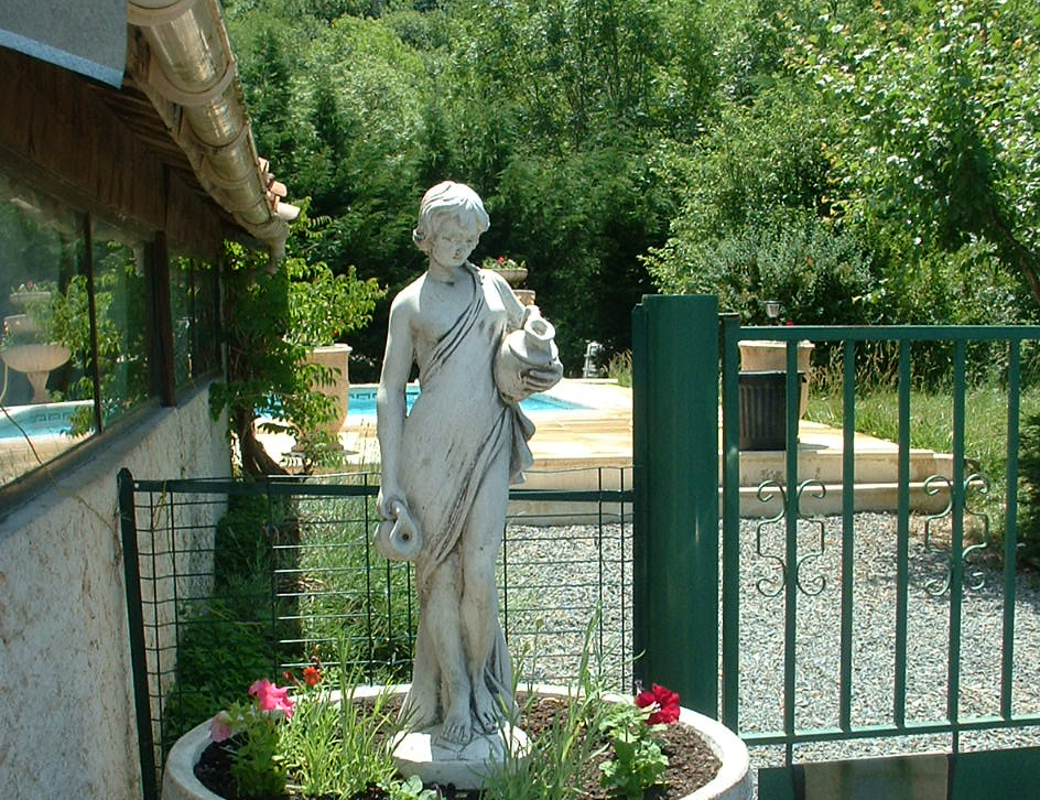 Aire Naturelle de Caneyrac Languedoc-Roussillon - Riols visuel 4/6 Aire Naturelle de Caneyrac Languedoc-Roussillon - Riols visuel 4/6