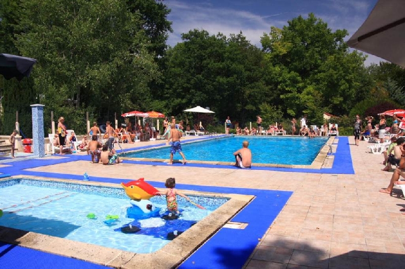 Au Bois Joli Burgunder - Andryes visuel 1/8 Au Bois Joli Burgunder - Andryes visuel 1/8