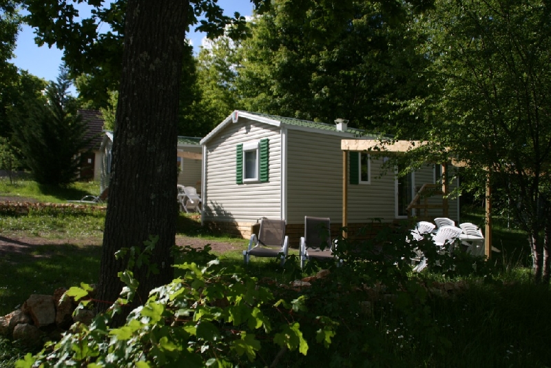 Au Bois Joli Burgunder - Andryes visuel 4/8 Au Bois Joli Burgunder - Andryes visuel 4/8