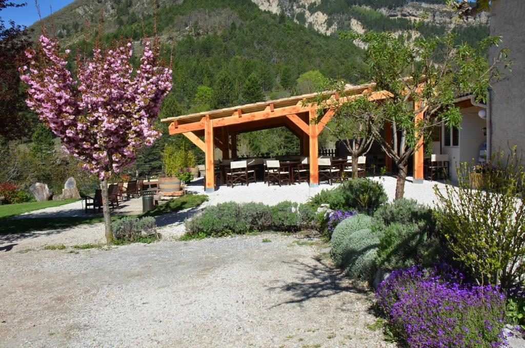 Calme et Nature Provence-Alpes-Côte d'Azur - Castellane visuel 1/6 Calme et Nature Provence-Alpes-Côte d'Azur - Castellane visuel 1/6