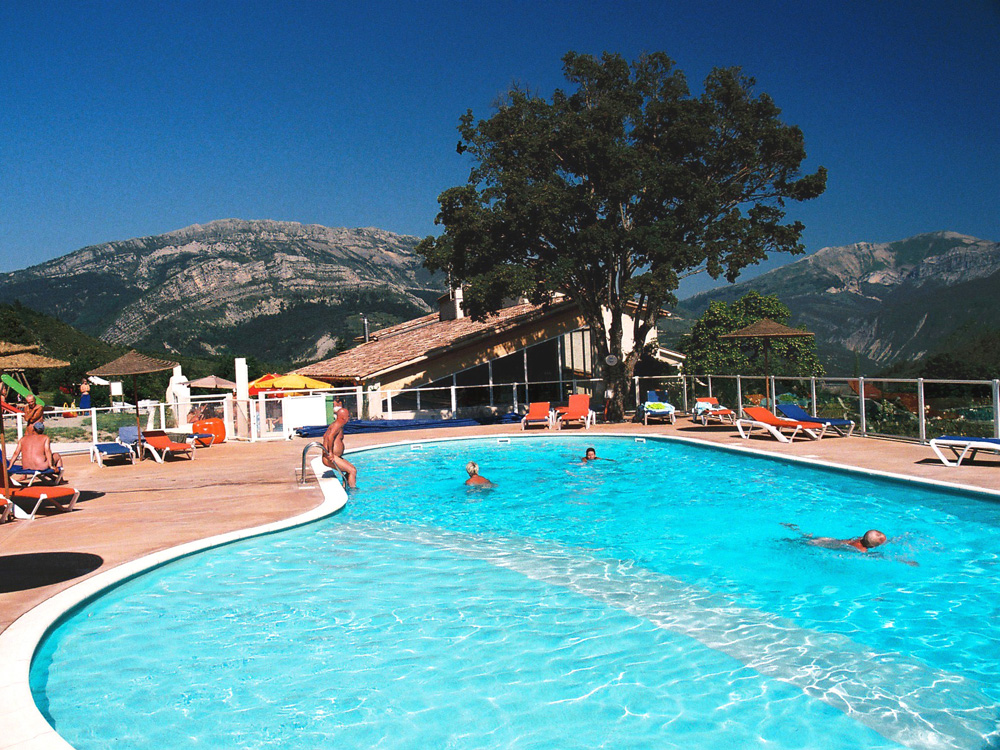Castillon de Provence Domaine Naturiste - Provence-Alpes-Côte d'Azur - Castellane visuel 1/9 Castillon de Provence Domaine Naturiste - Provence-Alpes-Côte d'Azur - Castellane visuel 1/9