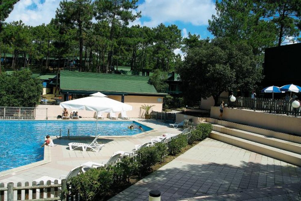 Club Les Cavales Aquitanien - Carcans visuel 2/2 Club Les Cavales Aquitanien - Carcans visuel 2/2
