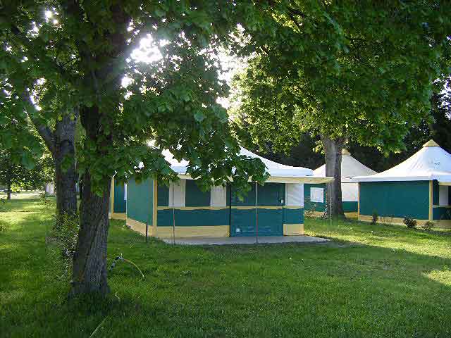 Couleurs du Monde Großes Zentrum - Faverolles-sur-Cher visuel 4/7 Couleurs du Monde Großes Zentrum - Faverolles-sur-Cher visuel 4/7