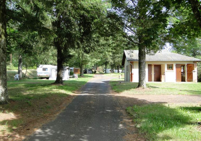 Camping de La Plage Limousin - Soursac visuel 2/10 Camping de La Plage Limousin - Soursac visuel 2/10