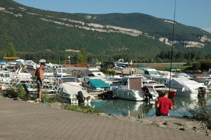 Camping de la Vallée Bleue Rhône-Alpen - Montalieu-Vercieu visuel 7/7 Camping de la Vallée Bleue Rhône-Alpen - Montalieu-Vercieu visuel 7/7