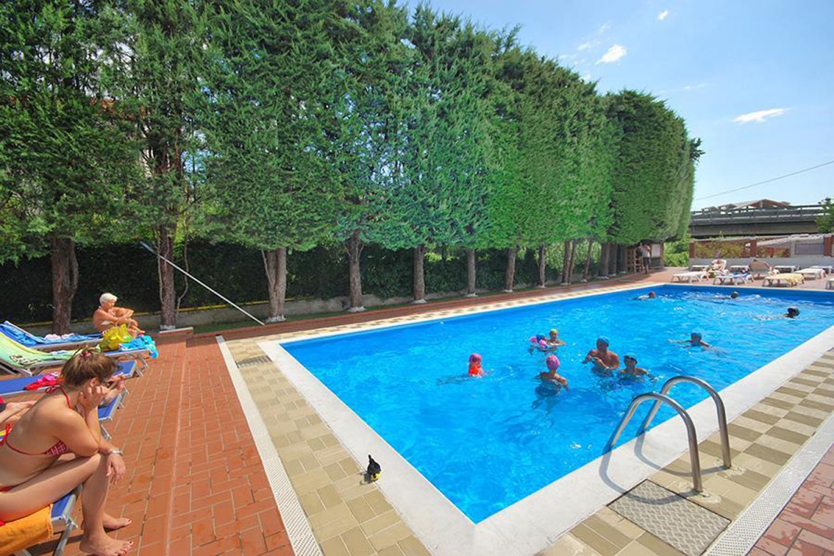 dei Fiori Ligurien - Pietra Ligure visuel 3/11 dei Fiori Ligurien - Pietra Ligure visuel 3/11