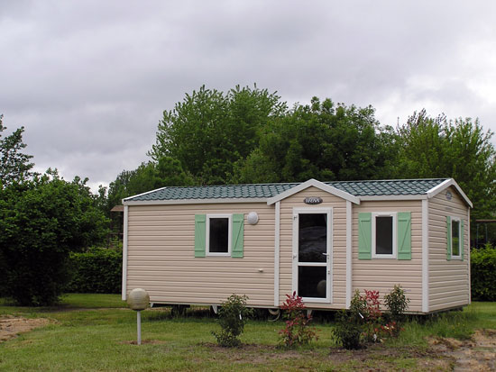 Camping des Bords de Claise Großes Zentrum - Preuilly-sur-Claise visuel 1/3 Camping des Bords de Claise Großes Zentrum - Preuilly-sur-Claise visuel 1/3