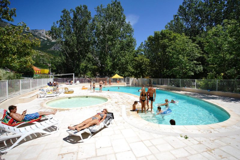 Domaine Chasteuil-Provence Provence-Alpes-Côte d'Azur - Castellane visuel 1/10 Domaine Chasteuil-Provence Provence-Alpes-Côte d'Azur - Castellane visuel 1/10