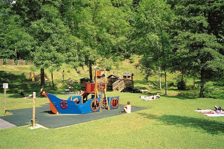 Domaine de Chalain Franche-Comté - Doucier visuel 9/9 Domaine de Chalain Franche-Comté - Doucier visuel 9/9