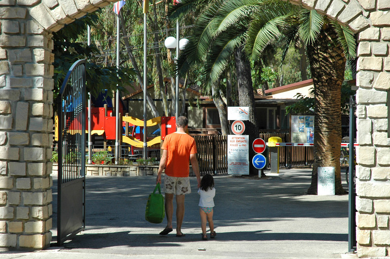 Domaine du Ceinturon III Provence-Alpes-Côte d'Azur - Hyères visuel 2/9 Domaine du Ceinturon III Provence-Alpes-Côte d'Azur - Hyères visuel 2/9