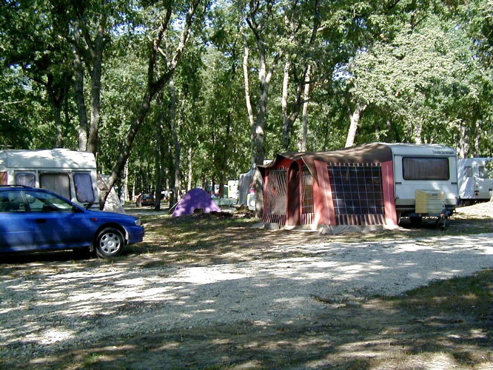 Camping du Lac de Neufont Aquitanien - Saint-Amand-de-Vergt visuel 6/7 Camping du Lac de Neufont Aquitanien - Saint-Amand-de-Vergt visuel 6/7