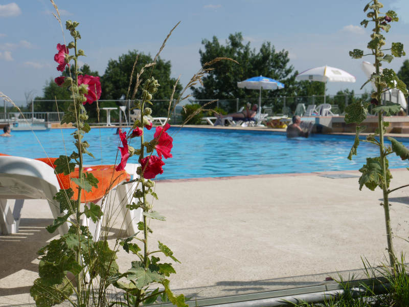 Fontaine du Roc Aquitanien - Villeréal visuel 4/11 Fontaine du Roc Aquitanien - Villeréal visuel 4/11